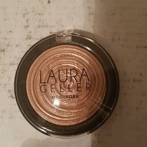Laura Geller baked gelato swirl illuminator